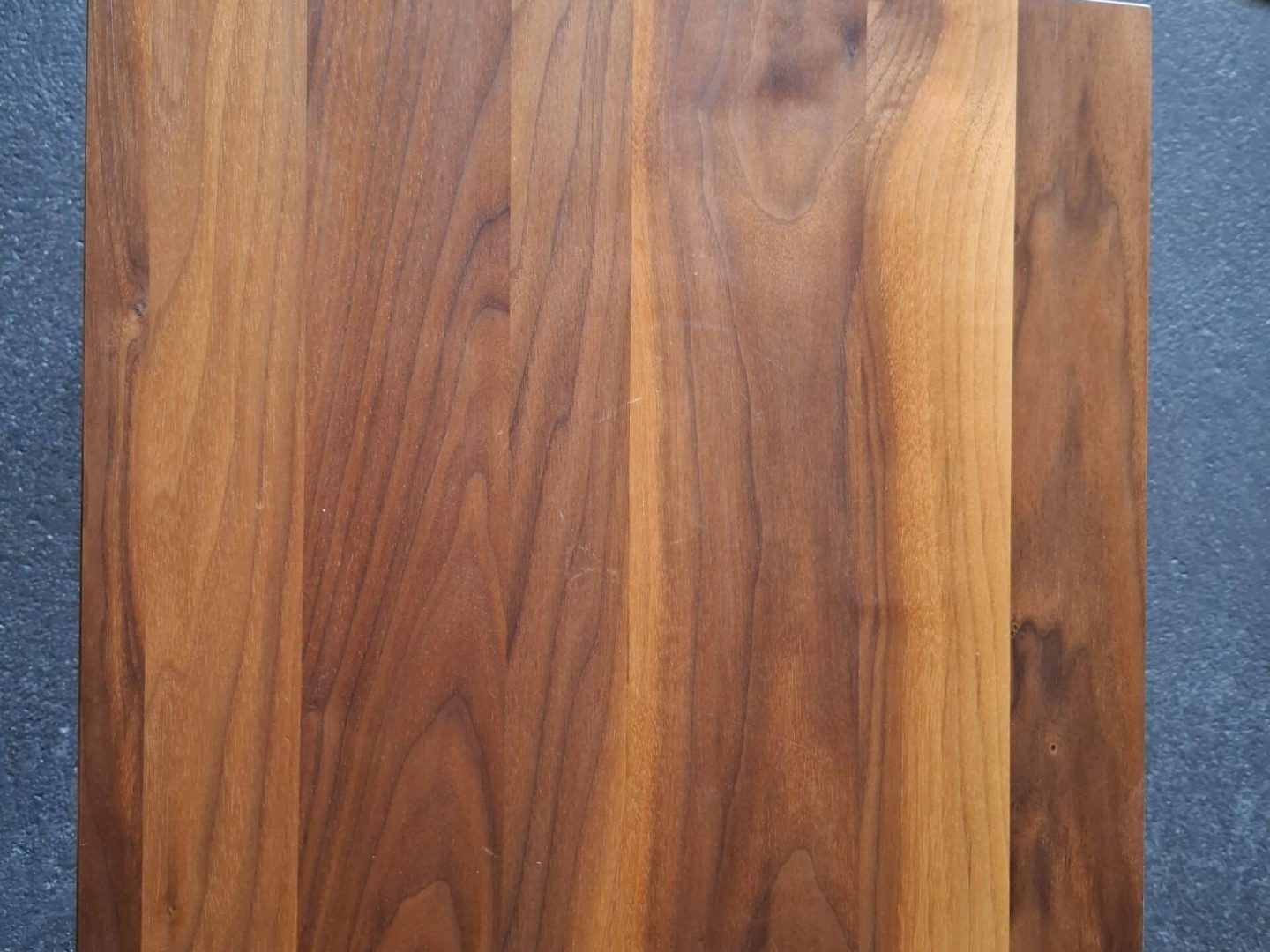 1000052872